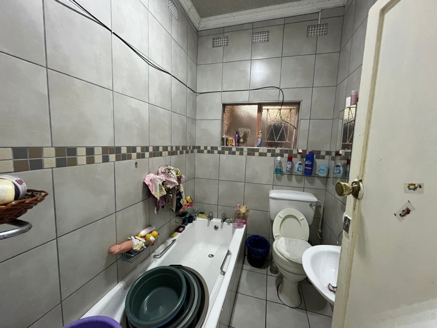 6 Bedroom Property for Sale in Rosemount Eastern Cape